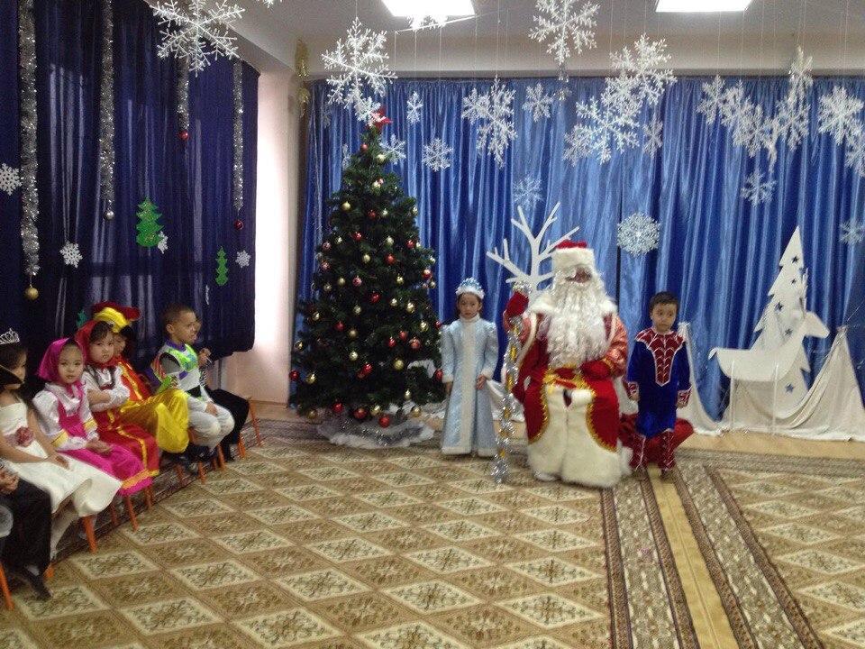 Ересектер тобы " Қарлығаш" және " Бәйтерек"  