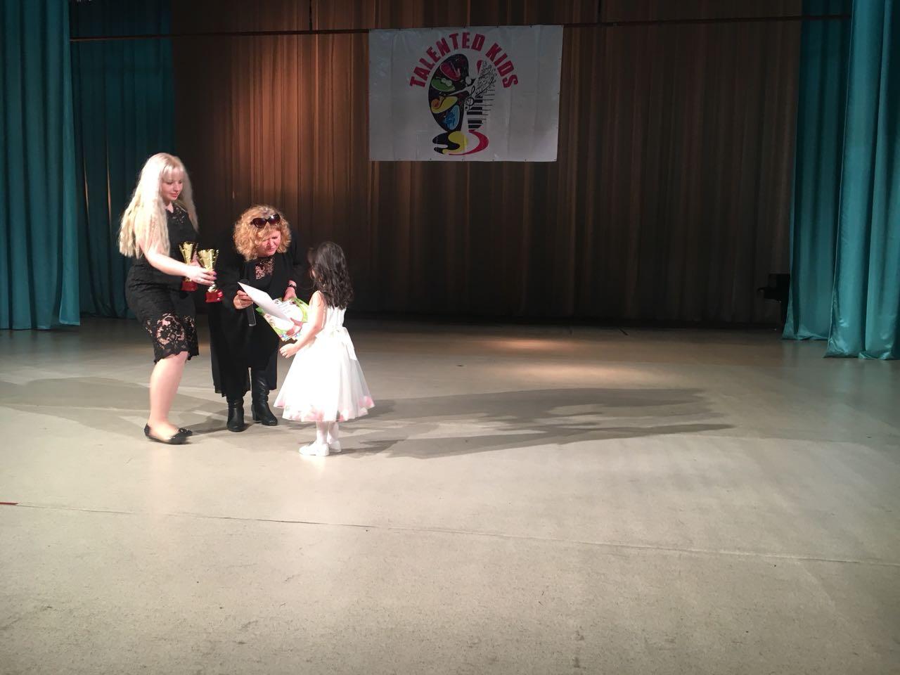 Республикалық конкурс TALENTED KIDS 25.02.2018ж Ортаңғы "Самал" тобы Нұржан Жәния Вокал І-орын