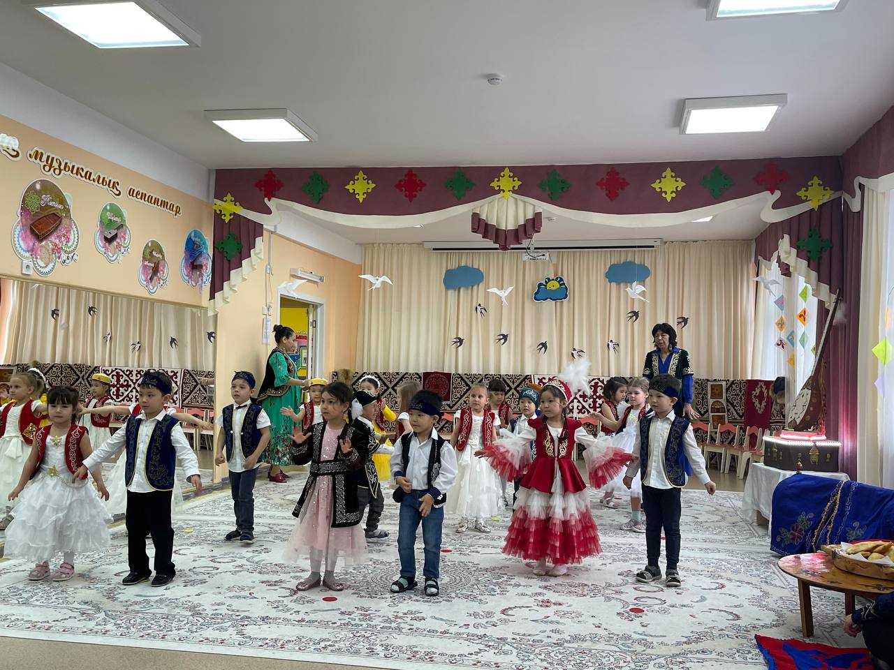 "Приходи к нам, Наурыз!" Праздник Наурыз.